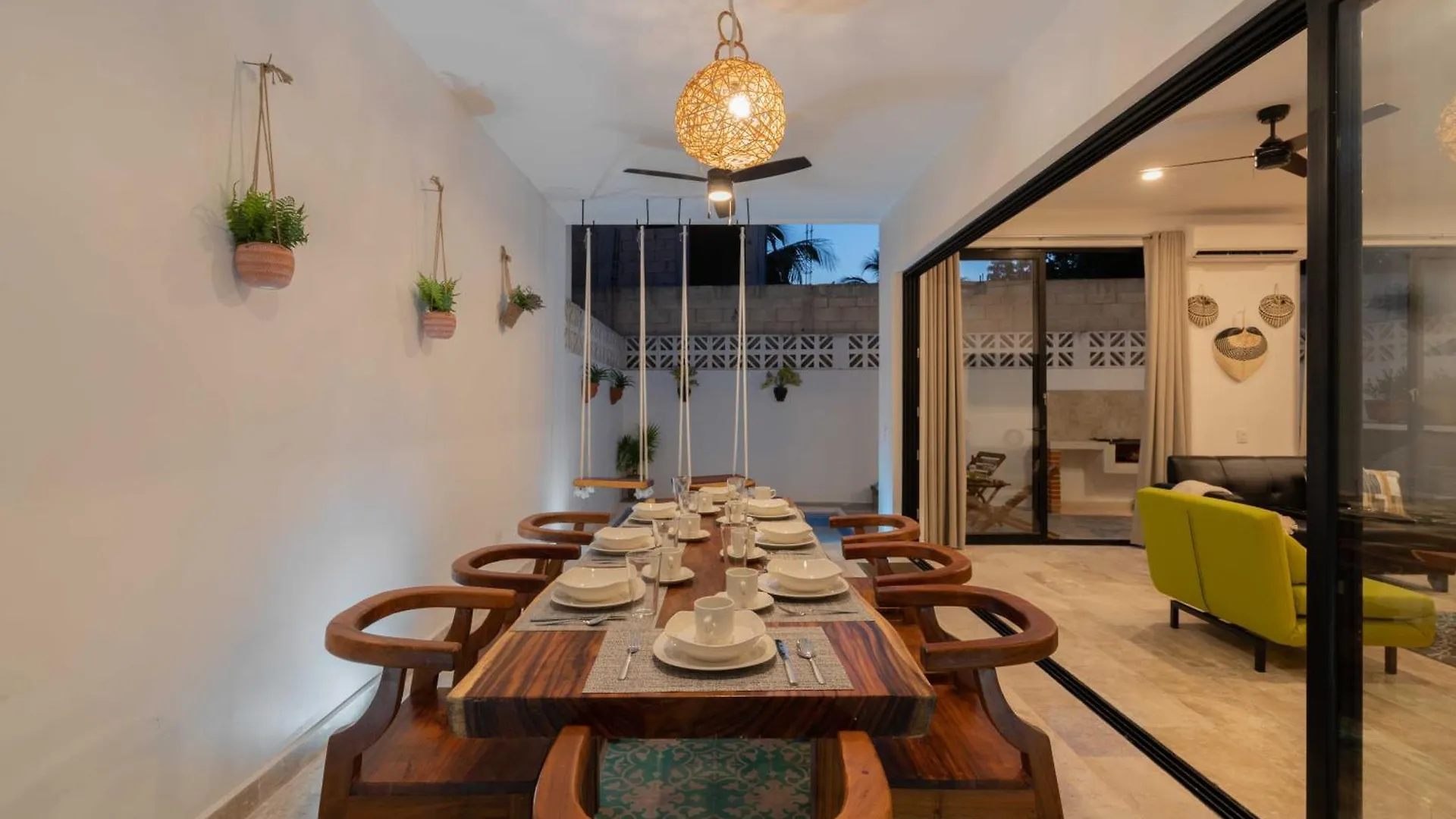 Casa Laura - Tulum - Private Townhome For 6 Guest - 3 Bedrooms - 5 Beds- Restaurant Walking Distance Apartmán