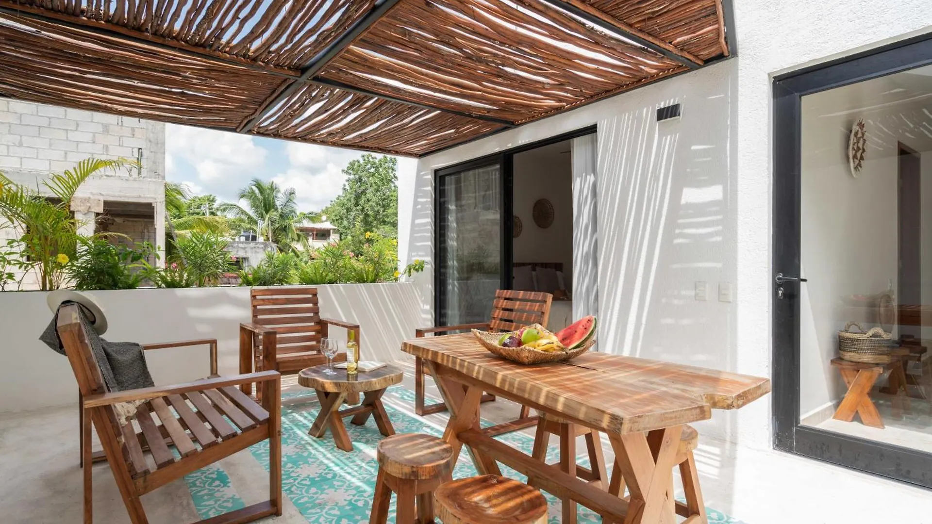 Casa Laura - Tulum - Private Townhome For 6 Guest - 3 Bedrooms - 5 Beds- Restaurant Walking Distance 0*,  Mexico