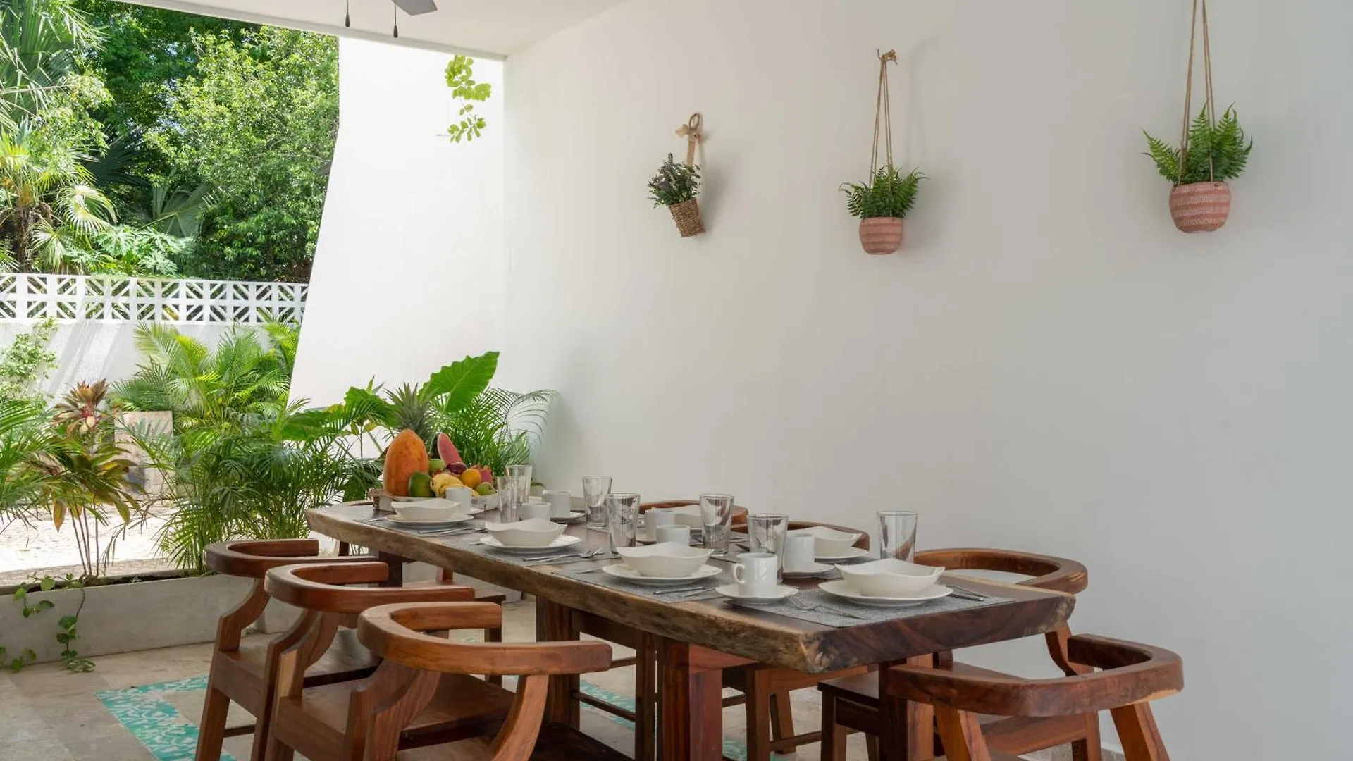 Casa Laura - Tulum - Private Townhome For 6 Guest - 3 Bedrooms - 5 Beds- Restaurant Walking Distance 0*,