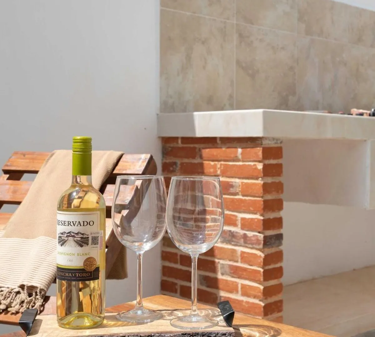Casa Laura - Tulum - Private Townhome For 6 Guest - 3 Bedrooms - 5 Beds- Restaurant Walking Distance 0*,  Mexico